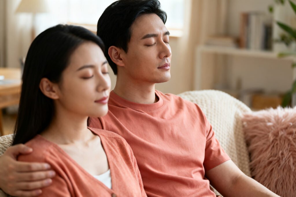 A couple staying calm and supportive during a busy day